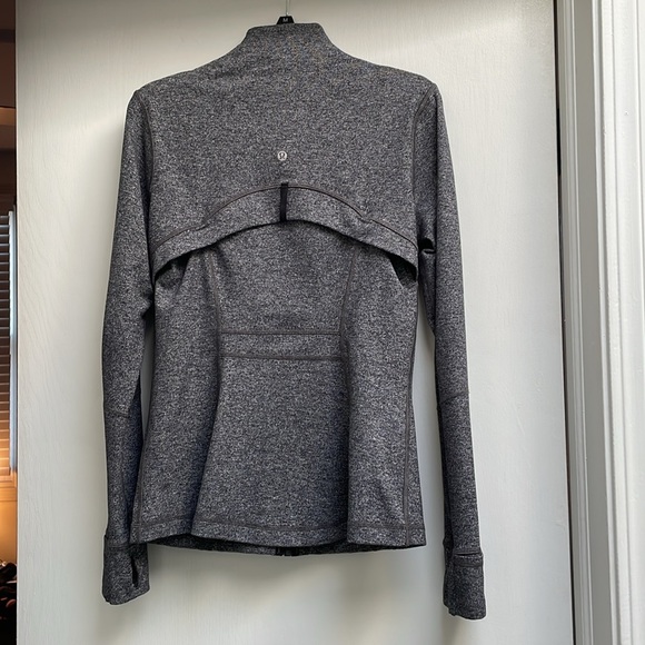 Lululemon Define jacket PERFECT condition!! SUPER Soft! size 10 black/gray - Picture 4 of 6